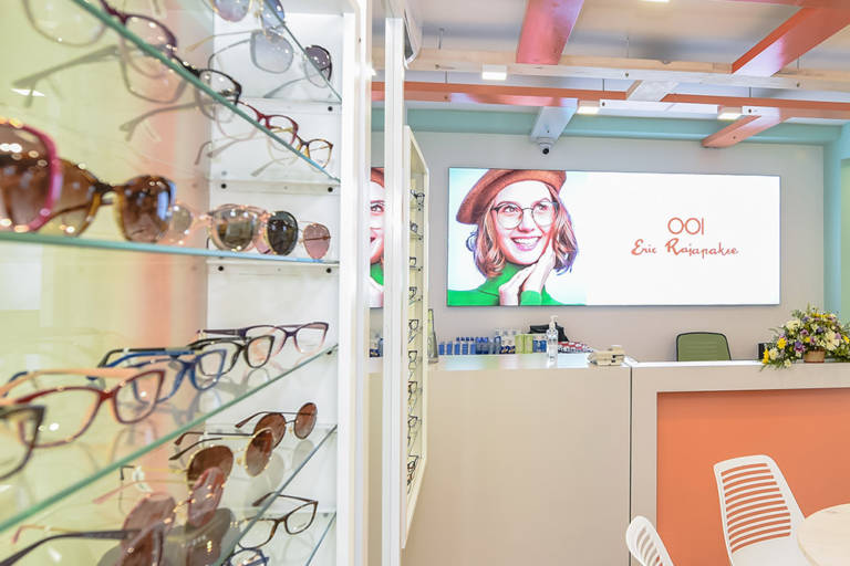 Opticians in Sri Lanka Eric Rajapakse Optical Services Optometrist